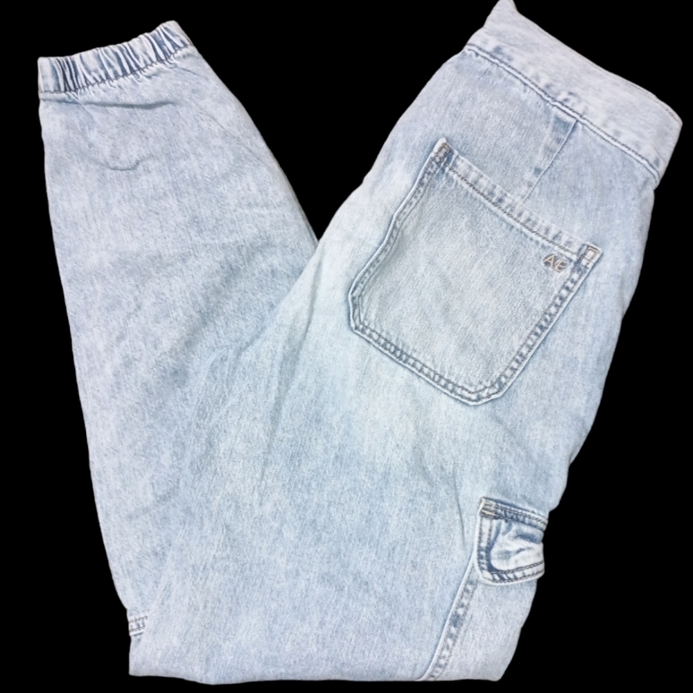 American Eagle Light Wash Denim Joggers Size 00 Regular